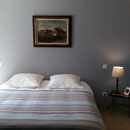 Mas Des Artistes Bed & Breakfast 3*