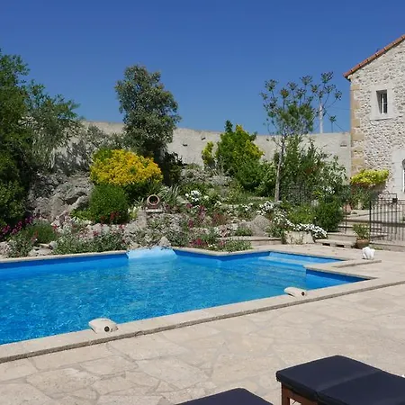 Bed & Breakfast Mas Des Artistes Mouries