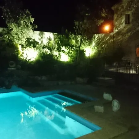Bed & Breakfast Mas Des Artistes
